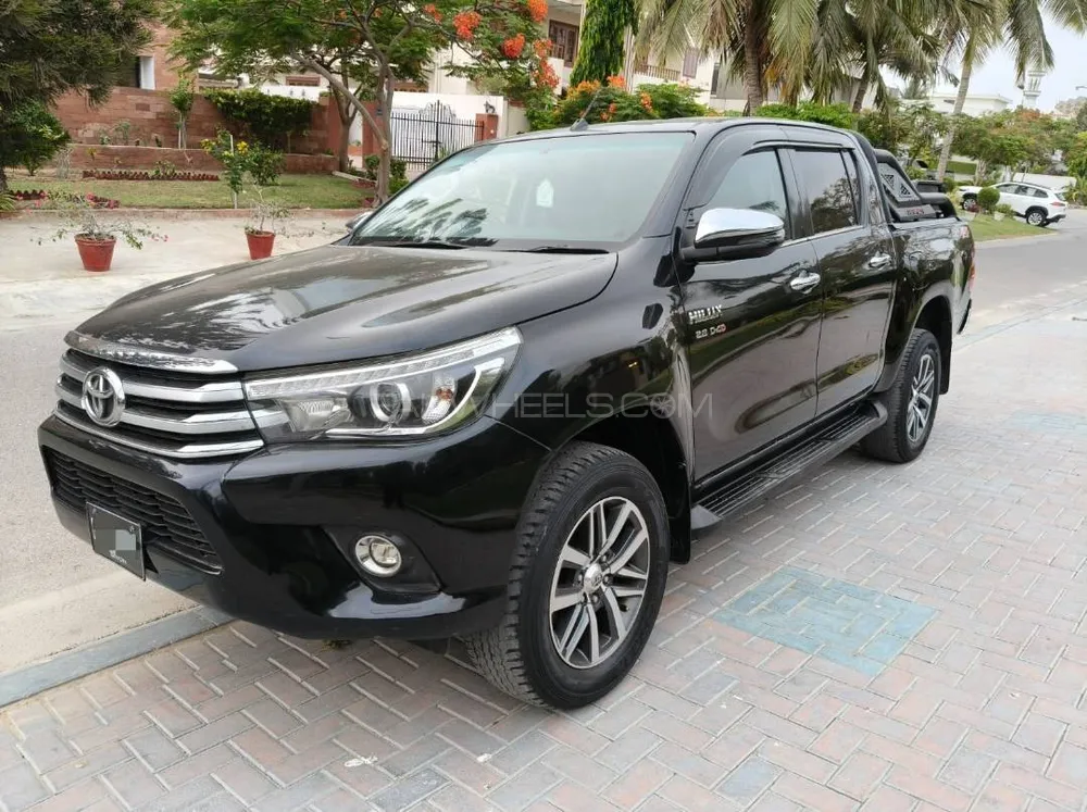 Toyota Hilux 2020 for Sale in Karachi Image-1