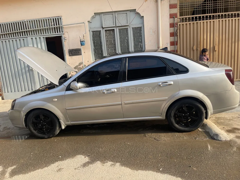 Chevrolet Optra 2005 for Sale in Lahore Image-1