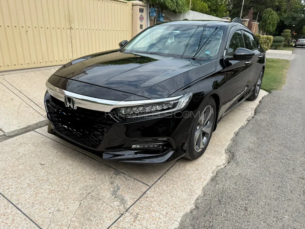 Honda Accord 2020 for Sale in Lahore Image-1