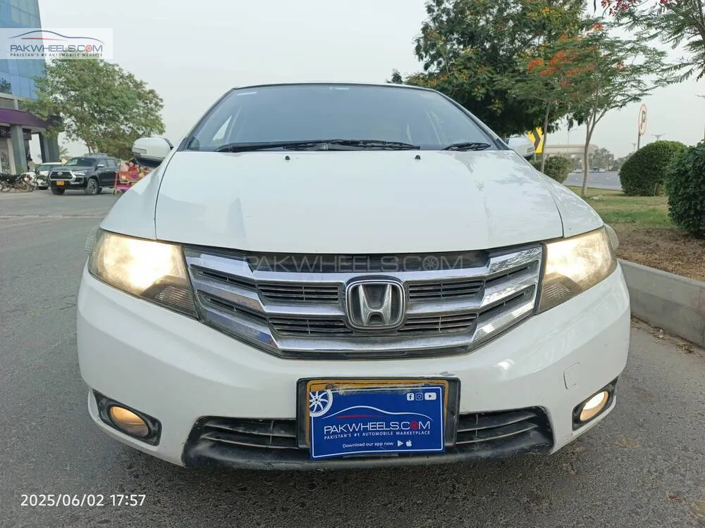 Honda City 2016 for Sale in Karachi Image-1