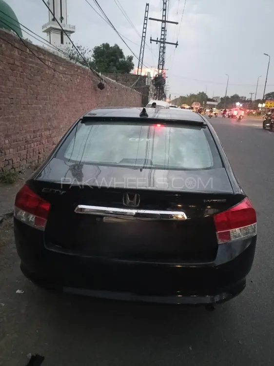 Honda City 2011 for Sale in Lahore Image-1
