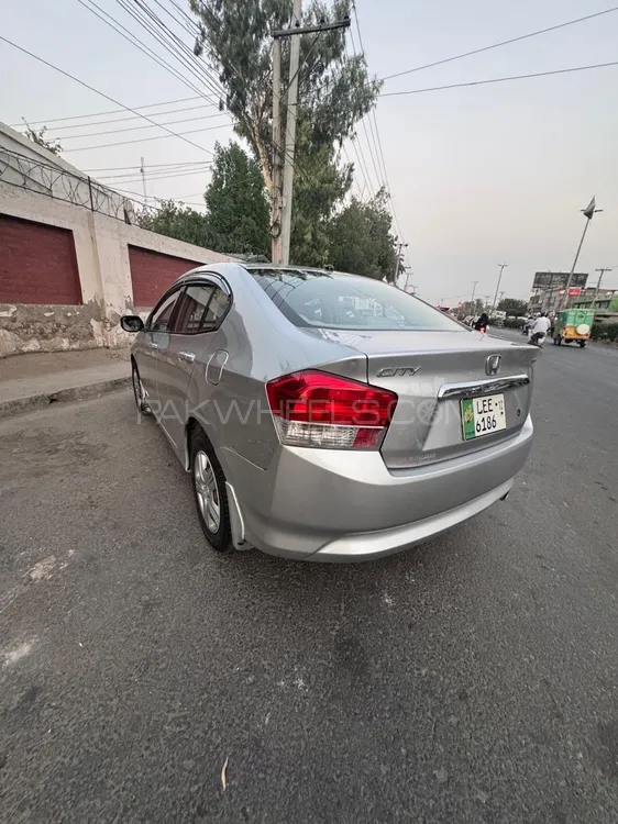 Honda City 2012 for Sale in Faisalabad Image-1