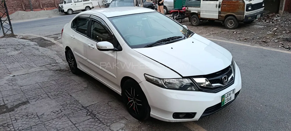 Honda City 2018 for Sale in Lahore Image-1