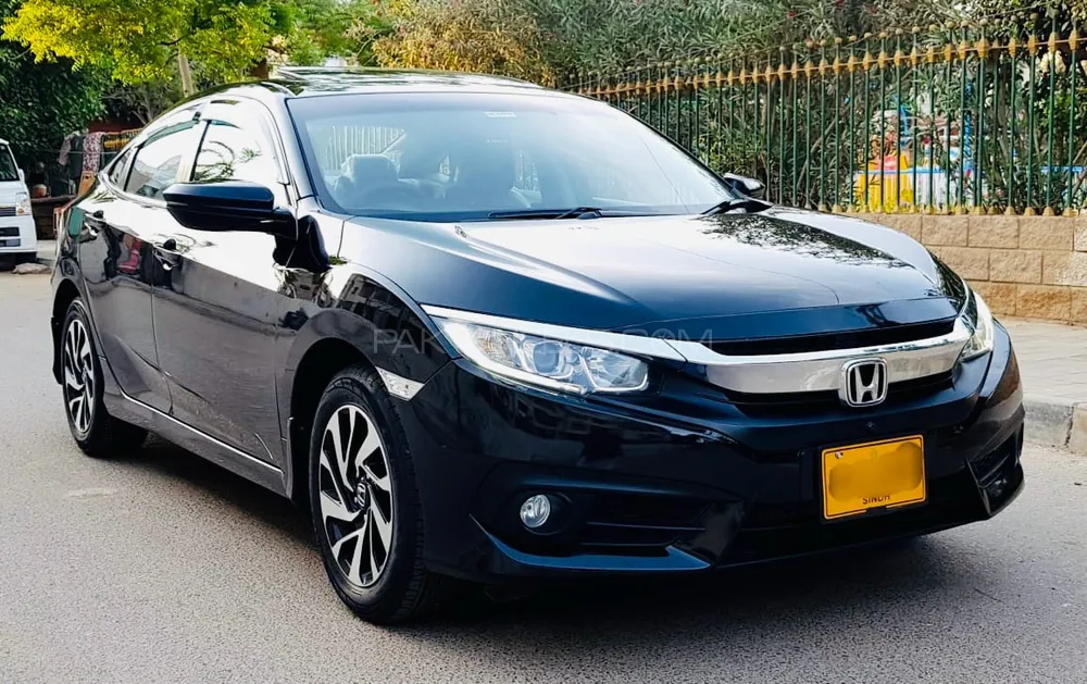 Honda Civic 2017 for Sale in Karachi Image-1