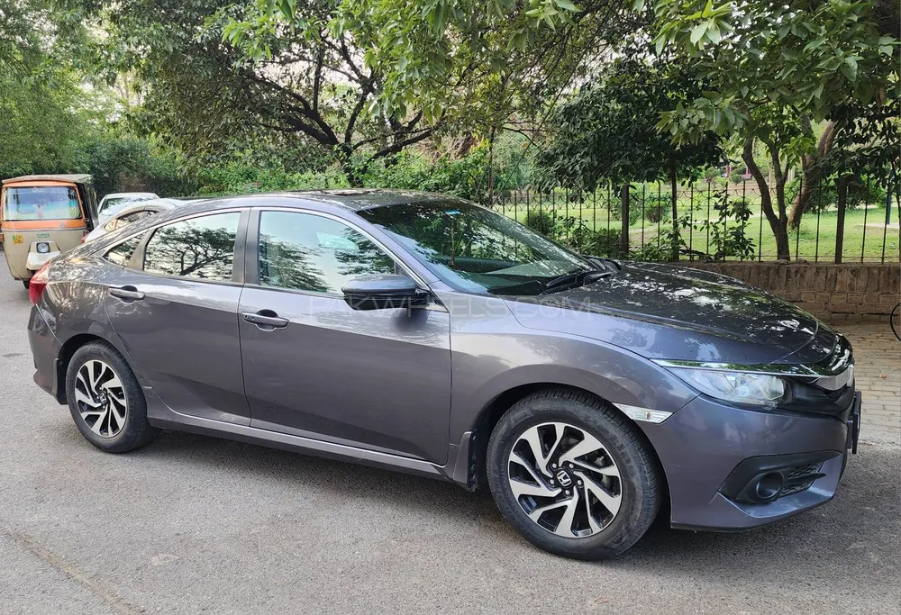 Honda Civic 2019 for Sale in Lahore Image-1