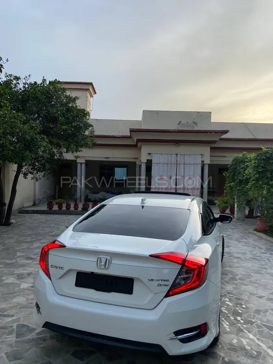 Honda Civic 2021 for Sale in Peshawar Image-1