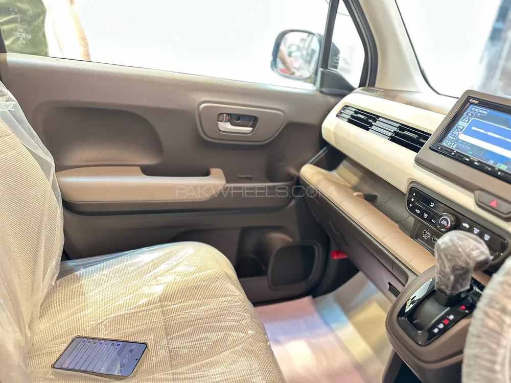 Honda N Wgn 2022 for Sale in Lahore Honda N Wgn 2022 for Sale in Lahore Image-9