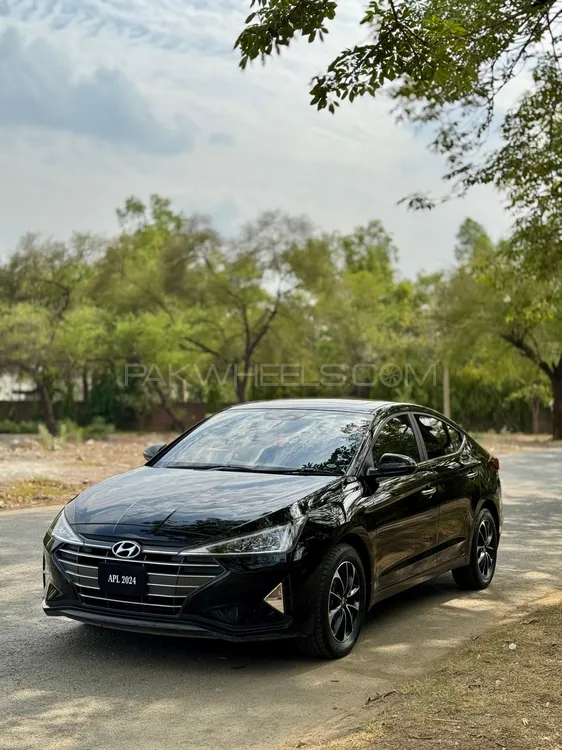 Hyundai Elantra 2023 for Sale in Lahore Image-1