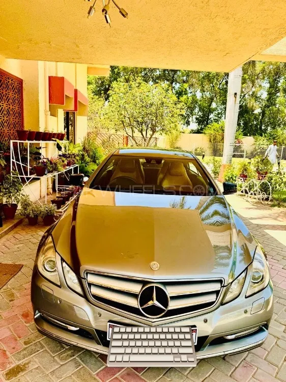 Mercedes Benz E Class 2011 for Sale in Hyderabad Image-1