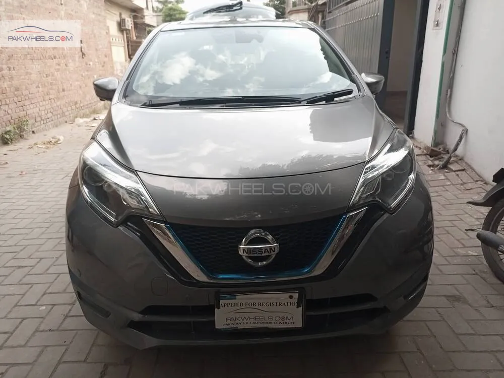 Nissan Note 2018 for Sale in Faisalabad Image-1
