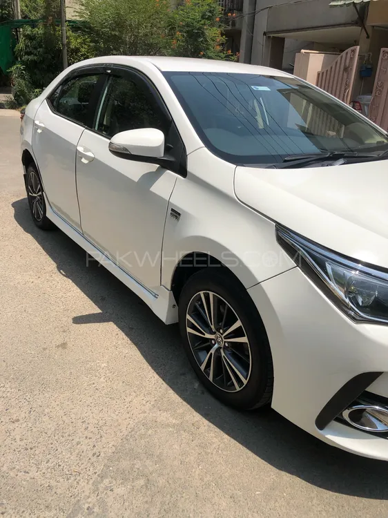 Toyota Corolla 2019 for Sale in Lahore Image-1