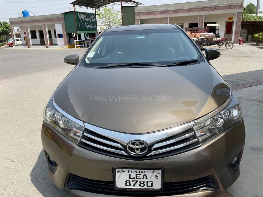 Toyota Corolla 2015 for Sale in Faisalabad Image-1
