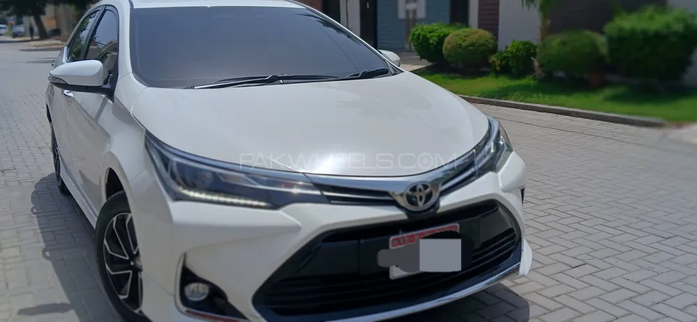 Toyota Corolla 2024 for Sale in Karachi Image-1