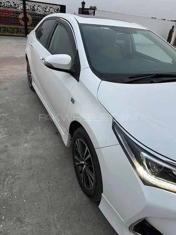 Toyota Corolla 2022 for Sale in Lahore Image-1