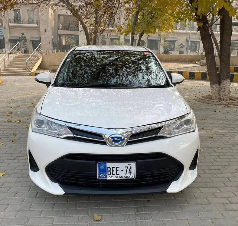 Toyota Corolla Fielder 2022 for Sale in Peshawar Image-1