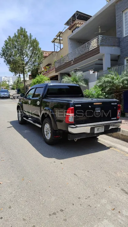 Toyota Hilux 2012 for Sale in Islamabad Image-1