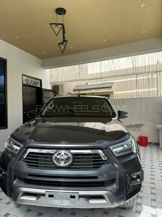 Toyota Hilux 2023 for Sale in Karachi Image-1