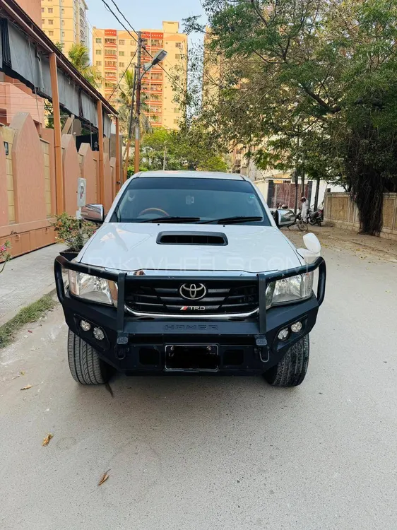 Toyota Hilux 2012 for Sale in Karachi Image-1