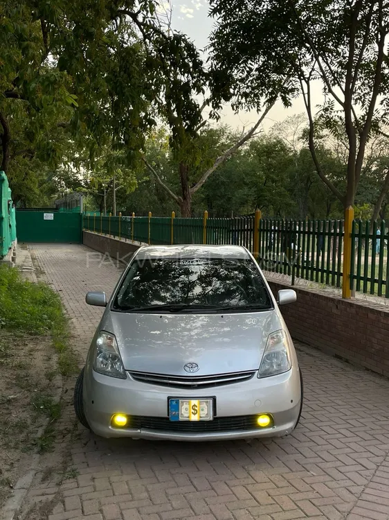 Toyota Prius 2007 for Sale in Islamabad Image-1