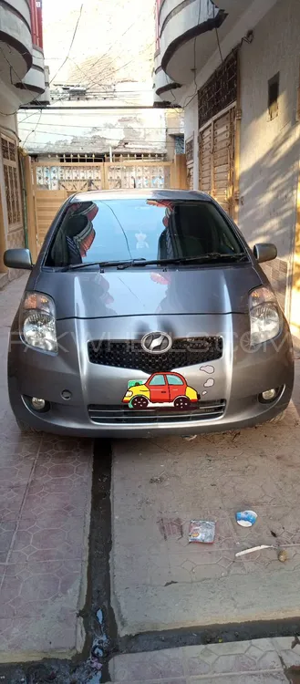 Toyota Vitz 2007 for Sale in Peshawar Image-1