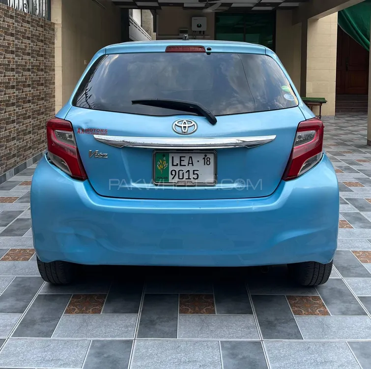 Toyota Vitz 2014 for Sale in Lahore Image-1