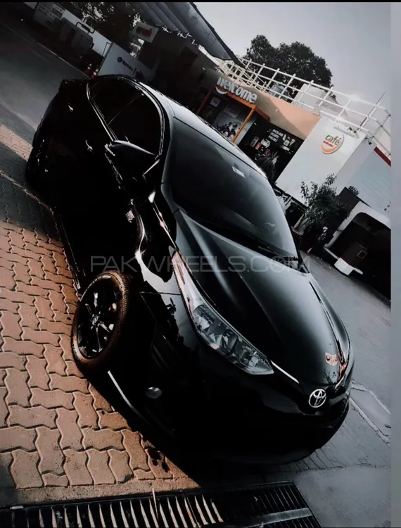 Toyota Yaris Sedan 2022 for Sale in Lahore Image-1