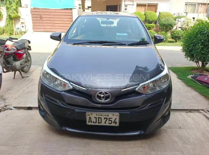 Toyota Yaris Sedan 2022 for Sale in Lahore Image-1