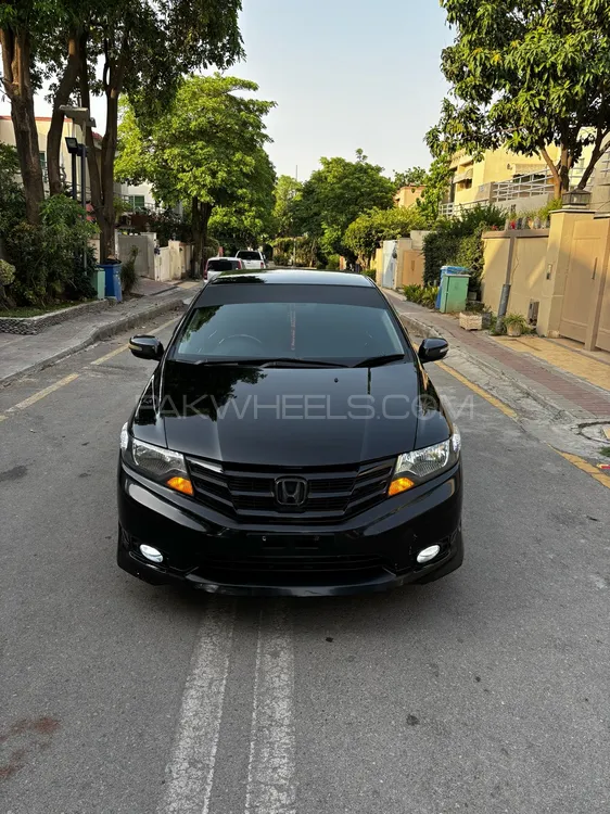 Honda City 2015 for Sale in Islamabad Image-1