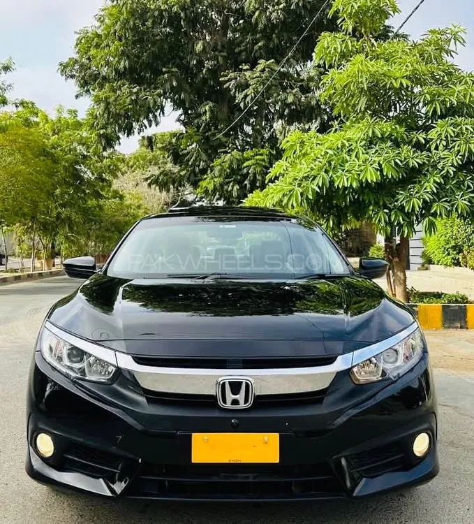 Honda Civic 2017 for Sale in Karachi Image-1