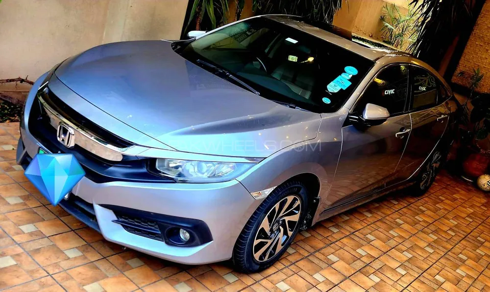 Honda Civic 2017 for Sale in Lahore Image-1