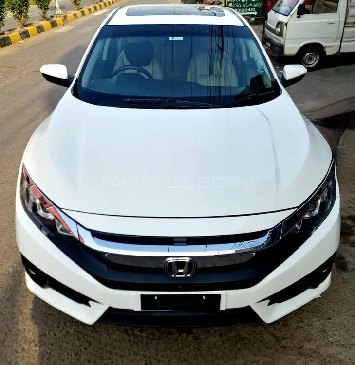 Honda Civic 2017 for Sale in Faisalabad Image-1