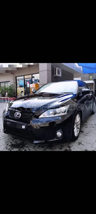 Lexus CT200h 2018 for Sale in Rawalpindi Image-1