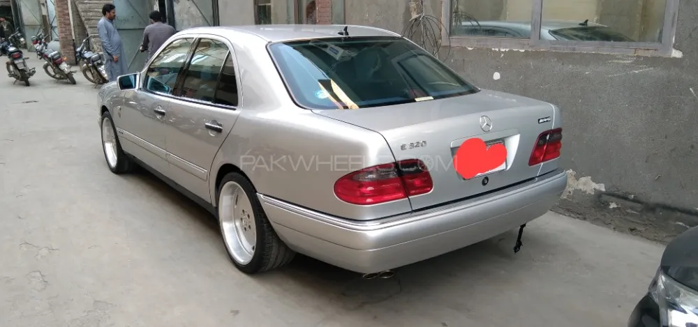 Mercedes Benz E Class 1997 for Sale in Sialkot Image-1