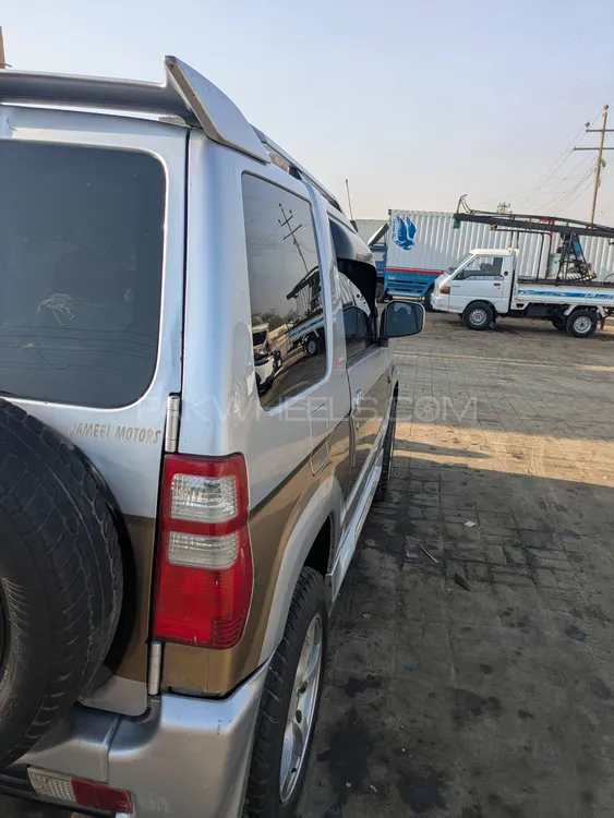 مٹسوبیشی پجیرو منی 2008 for Sale in کراچی Image-1
