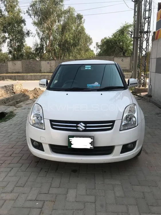 Suzuki Swift 2015 for Sale in Attock Image-1