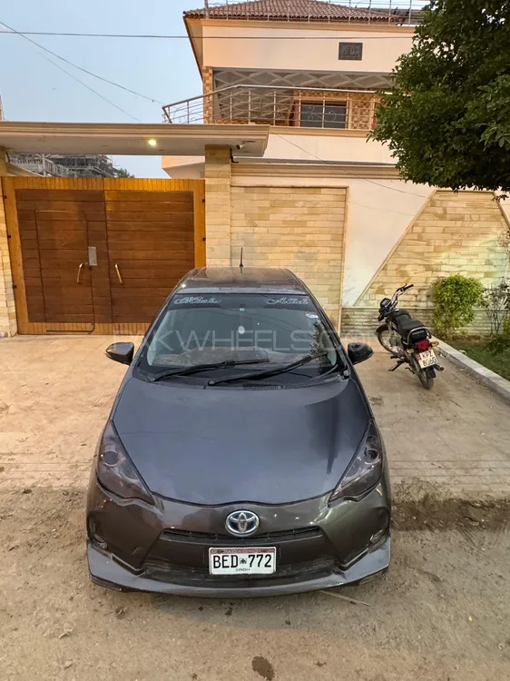 Toyota Aqua 2012 for Sale in Karachi Image-1