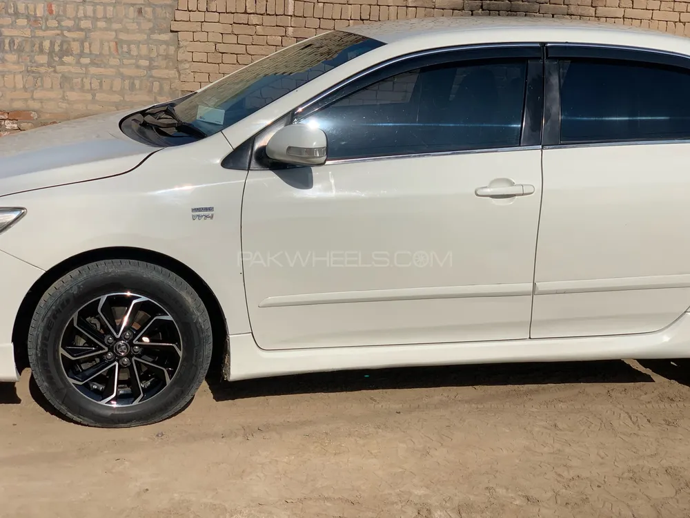 Toyota Corolla 2013 for Sale in Lakki marwat Image-1