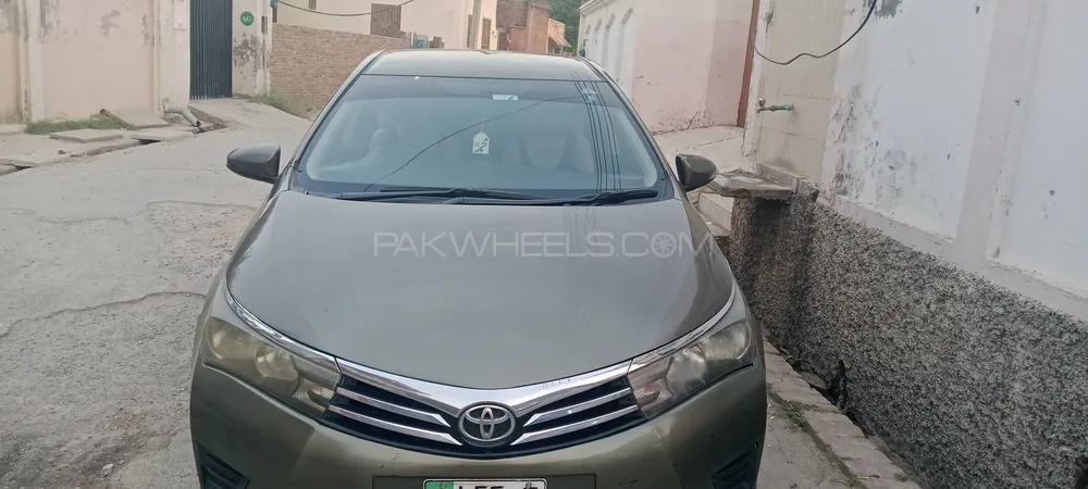 Toyota Corolla 2015 for Sale in Gujrat Image-1
