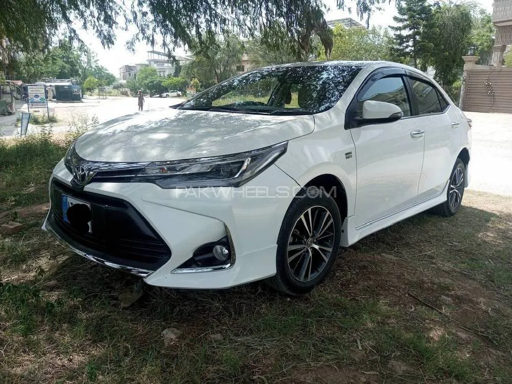 Toyota Corolla 2020 for Sale in Islamabad Image-1