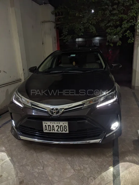 Toyota Corolla 2021 for Sale in Lahore Image-1