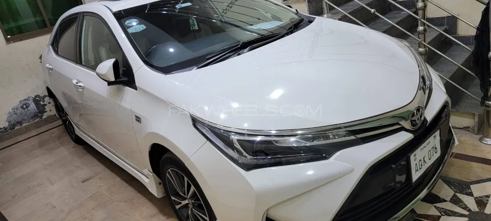 Toyota Corolla 2021 for Sale in Lahore Image-1