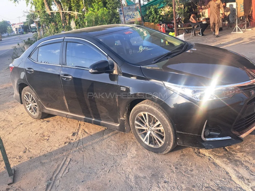 Toyota Corolla 2021 for Sale in Attock Image-1