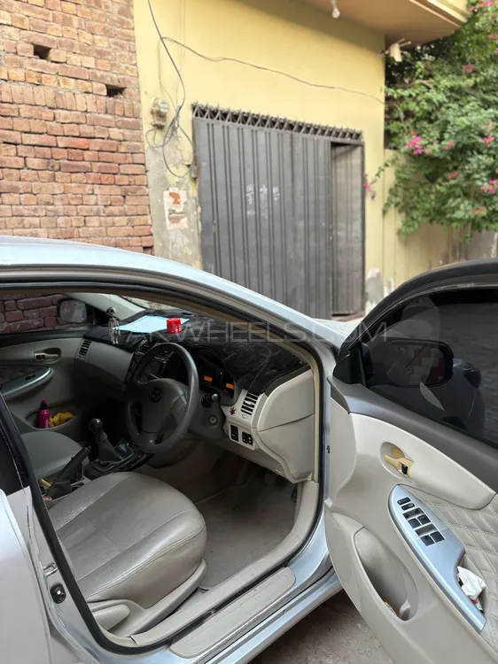 Toyota Corolla 2010 for Sale in Jhang Image-1