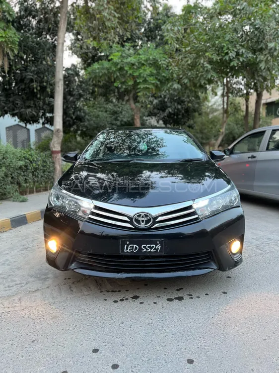 Toyota Corolla 2016 for Sale in Multan Image-1