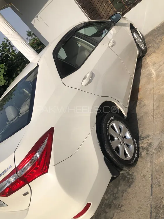 Toyota Corolla 2015 for Sale in Rawalpindi Image-1