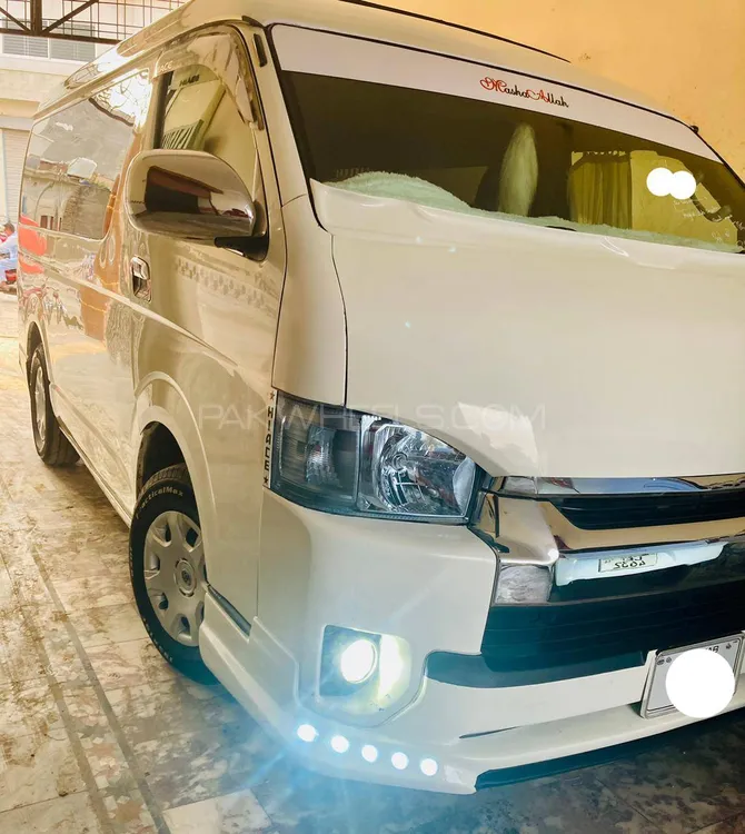 Toyota Hiace 2008 for Sale in Chiniot Image-1