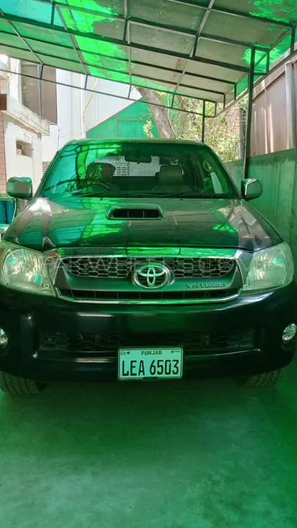 Toyota Hilux 2014 for Sale in Lahore Image-1