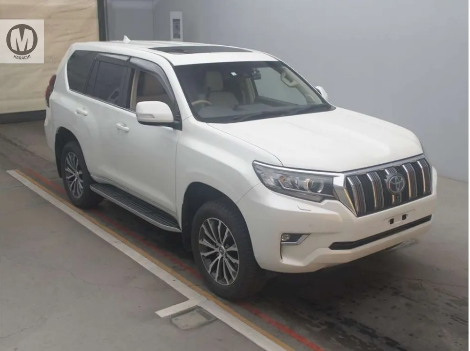 Toyota Prado 2020 for Sale in Karachi Image-1