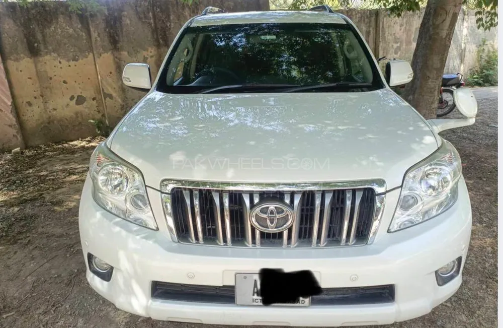 Toyota Prado 2011 for Sale in Islamabad Image-1