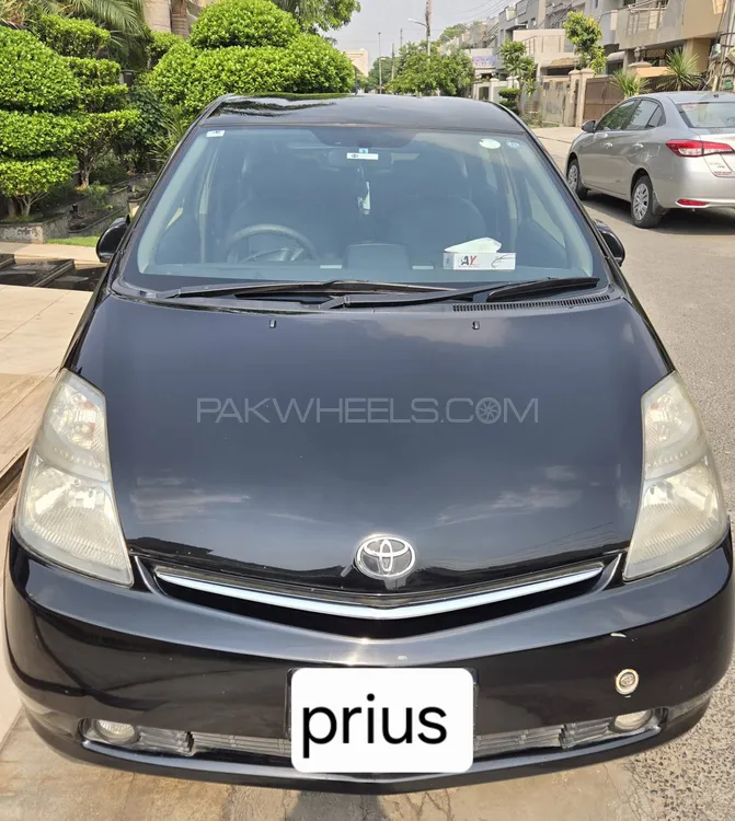 Toyota Prius 2008 for Sale in Lahore Image-1
